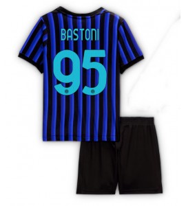 Inter Milan Alessandro Bastoni #95 Jalkapallovaatteet Lasten Kotipeliasu 2025-26 Lyhythihainen (+ Lyhyet housut)